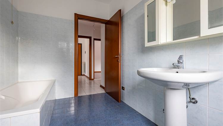 trilocale rescaldina