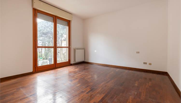 trilocale rescaldina