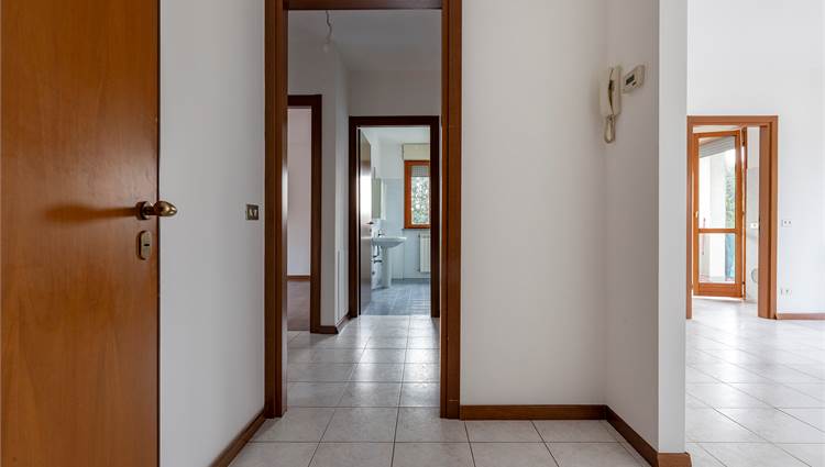 trilocale rescaldina